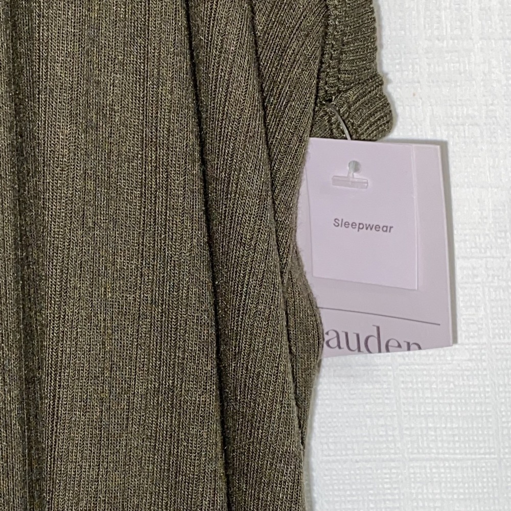 Auden Women's Pullover Sleepwear Tank Top 2XL Olive Green Soft NWT Lightweight - Picture 3 of 6